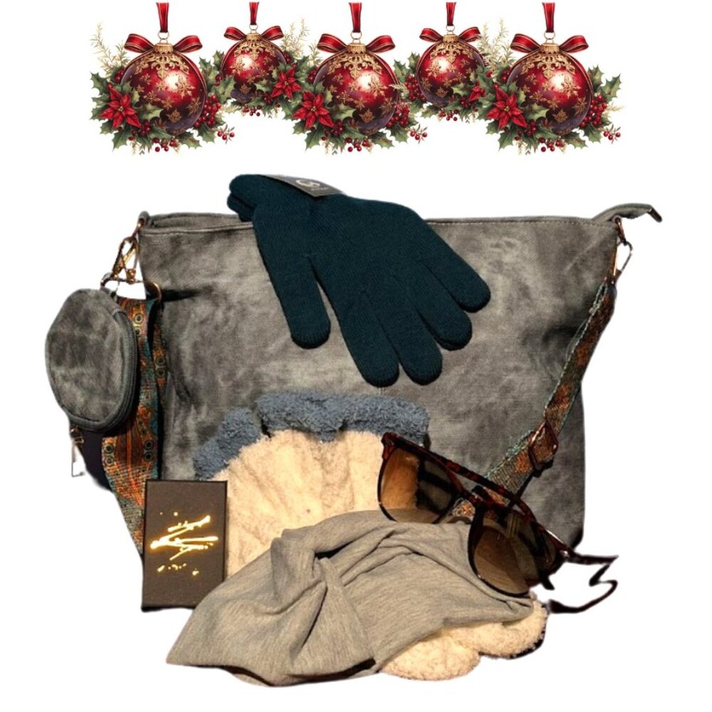 Silver Jewelry and Bags 7 Piece Women's Bundle Pack Gift Retail Value $120